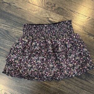 Floral Black and Pink Juniors Mini Skirt by Forever 21 ( size M)